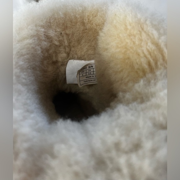 UGGS Australia rope tie  boots - Picture 6 of 6